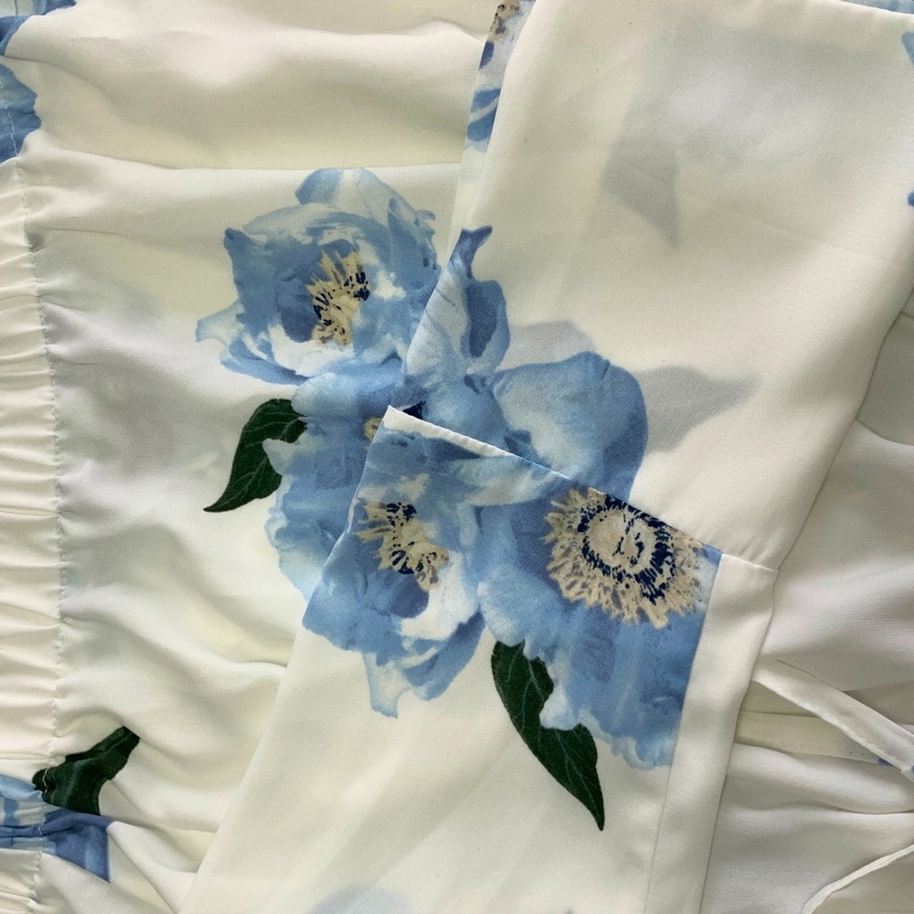 DEX white flower pattern flowy mini dress 🌸 - Picture 5 of 5